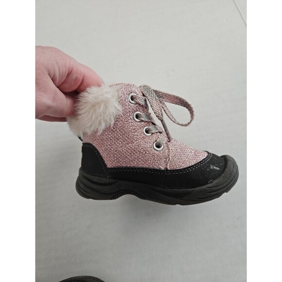 Oshkosh B’Gosh Toddler Girls Sparkly Pink Glitter Lace Up Winter Booties Sz 6 M - Picture 4 of 9